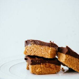 Yum Yum Vegan Peanut Butter & Chocolate Snack Bars 150g